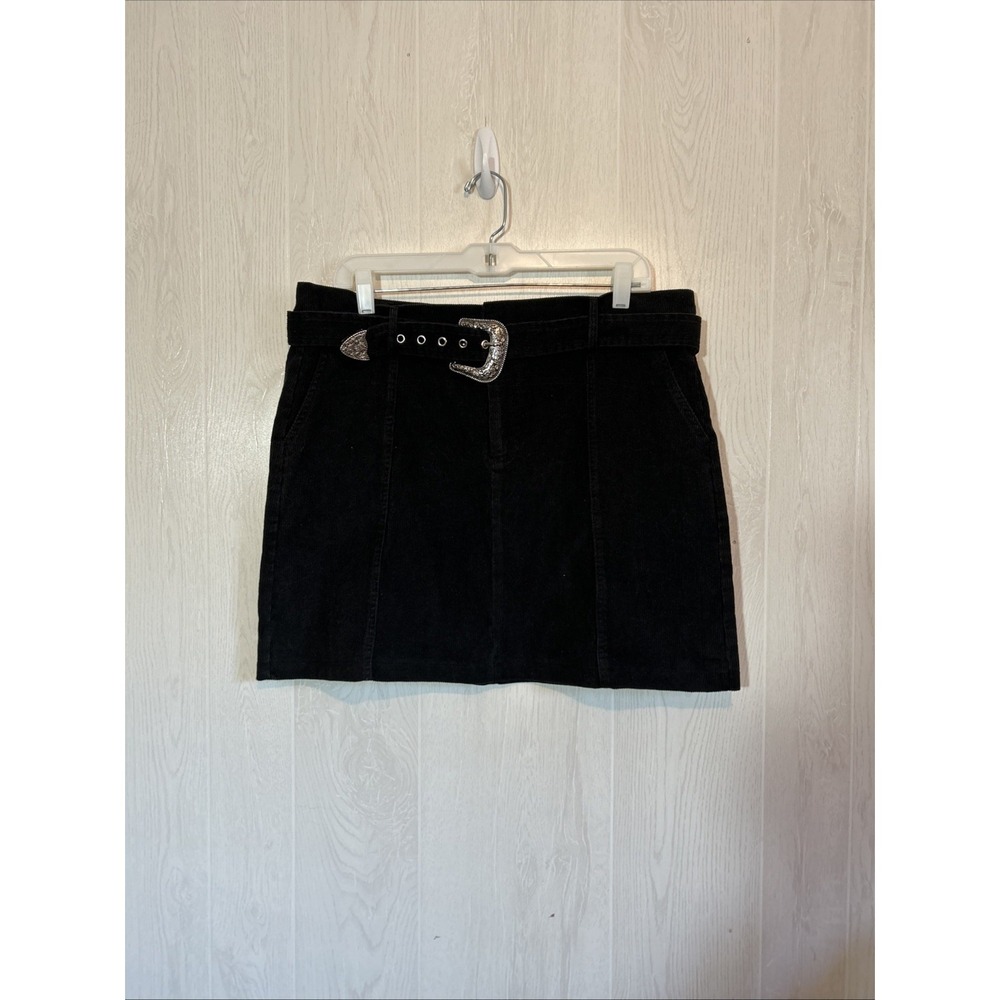 Pink Lily XL Black Small Cord Short Skirt With‎ Belt